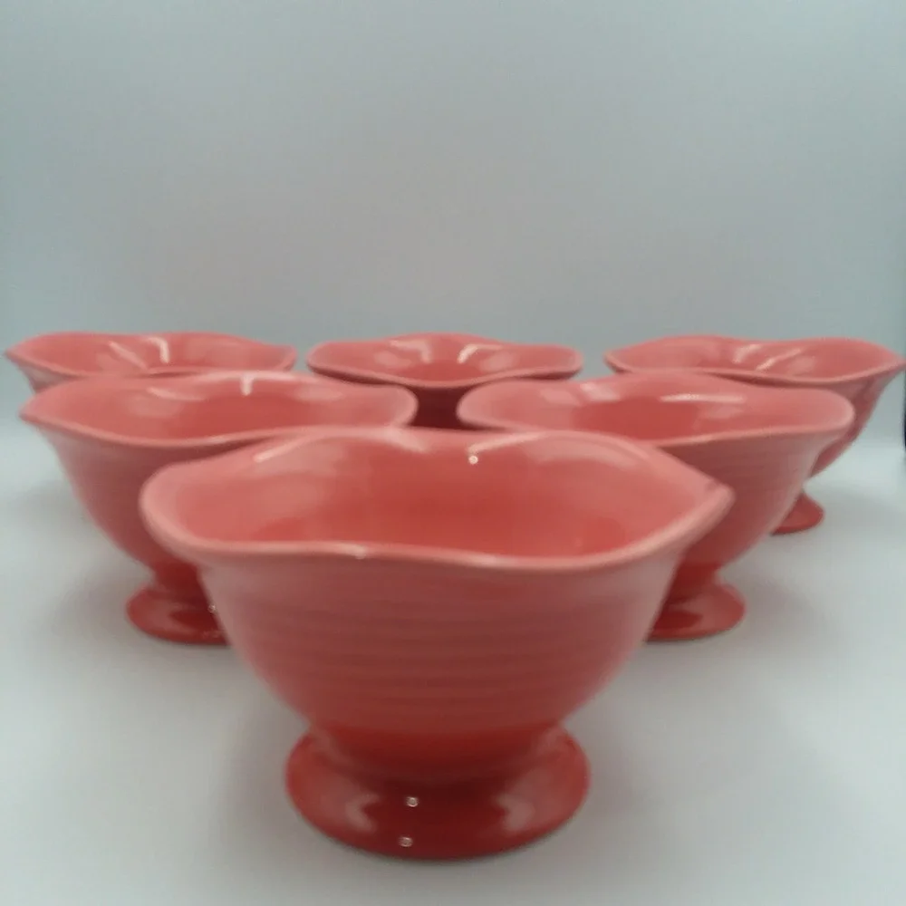 6 Crate & Barrel Ice Cream Dessert Bowls Coral Pedestal Ribbed Sundae Summer